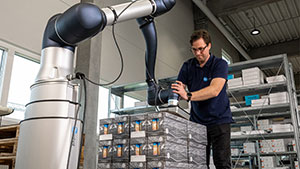 Beverage-makers Turning to Robotics for Operations